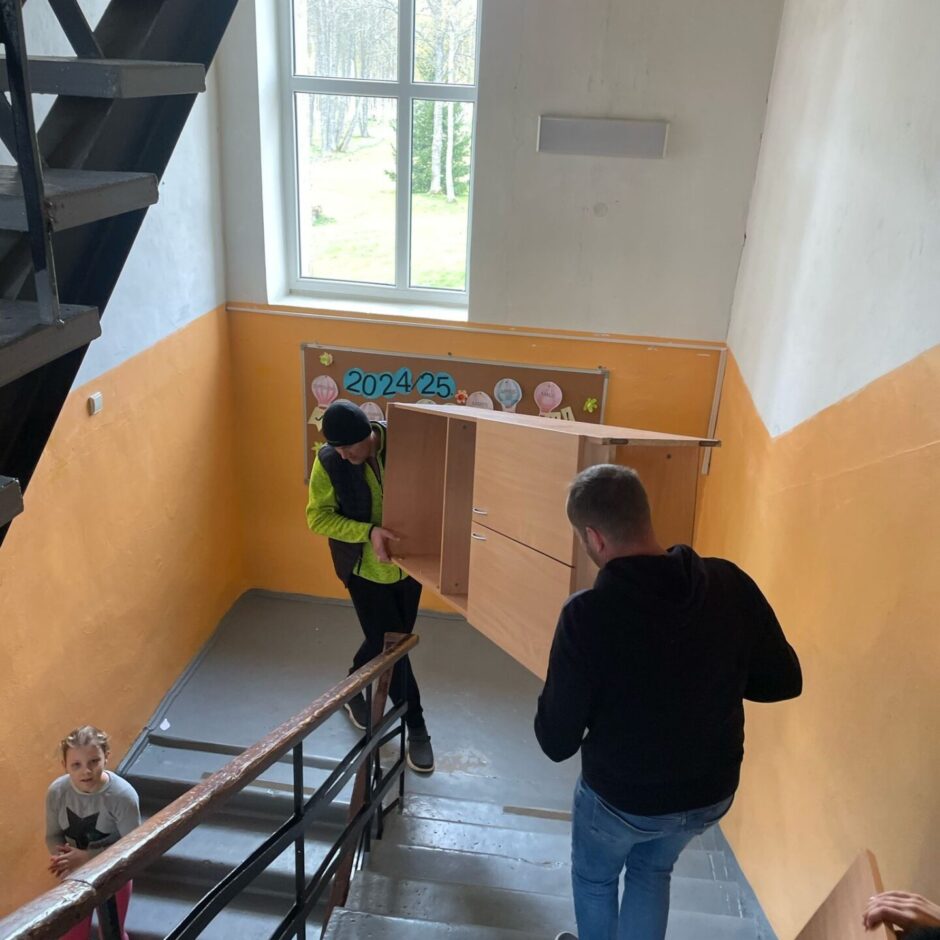 Lielās talkas ietvaros, atbrīvojam mazo skolu