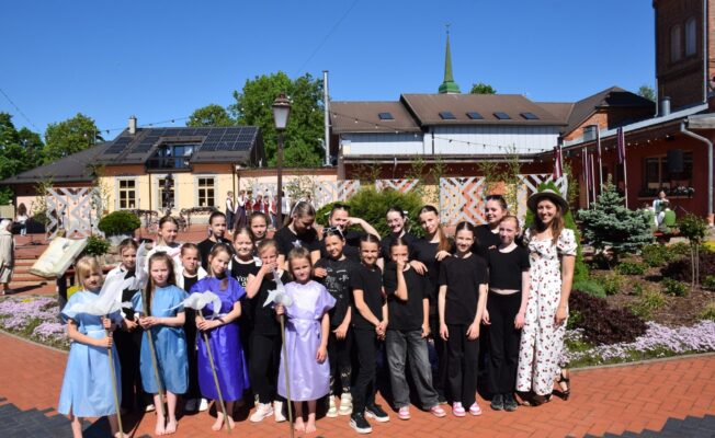 Limbažu novada skolēnu dziesmu un deju svētki