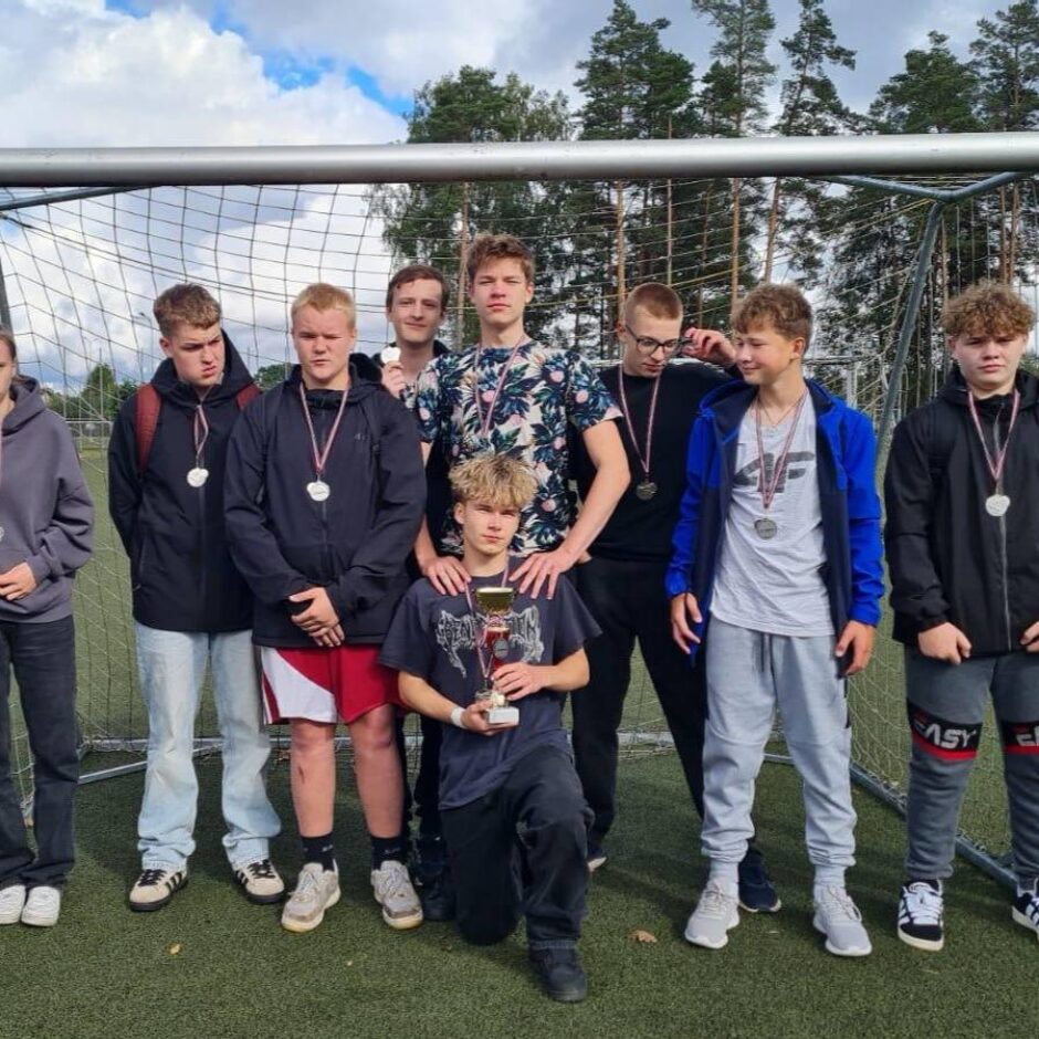 Futbola sacensības 2025