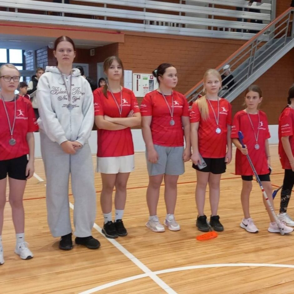 Florbola sacensības Vidrižos